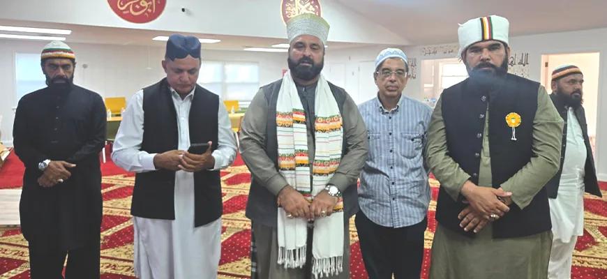 Visit of Pir Naqib ur Rahman Sahab photograph 3